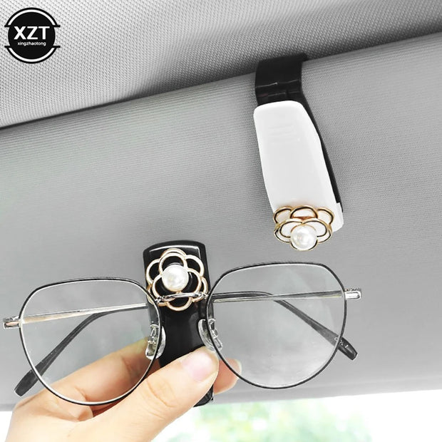 Universal Car Sun Visor Clip – Multi-Function Holder for Sunglasses, Eyeglasses, and Cards