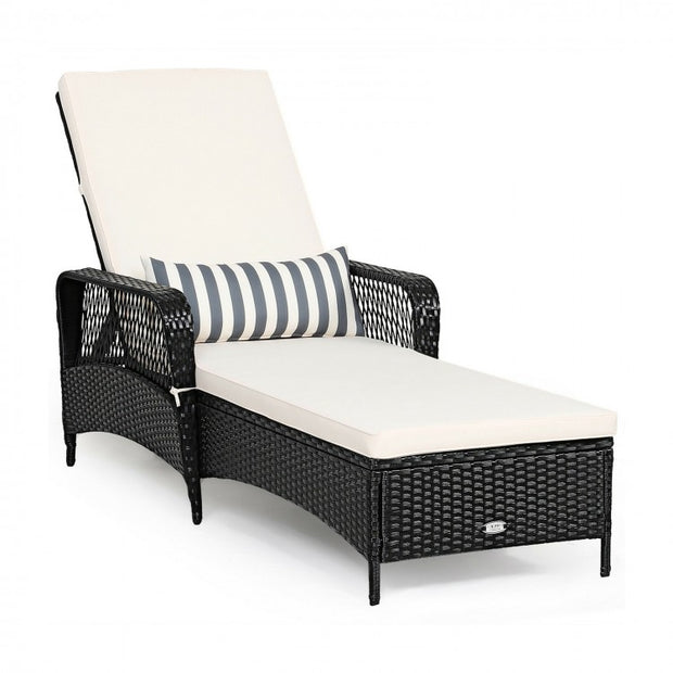 Wicker Chaise Lounge Chair with Adjustable Backrest